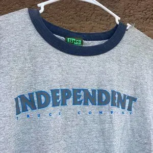 トップス NHS INDEPENDENT design tee Truck Head T-Shirt | Men's Skate Clothing | Independent
